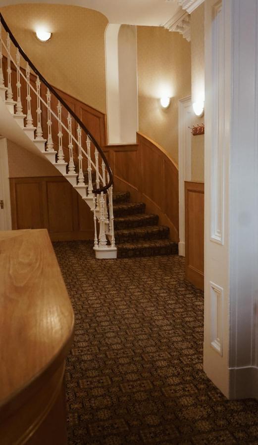 Manor House Hotel,