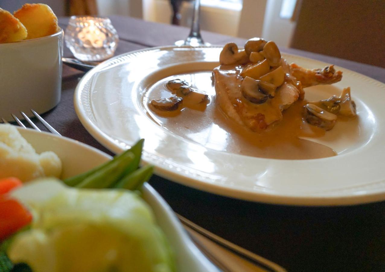Manor House Hotel, 3*